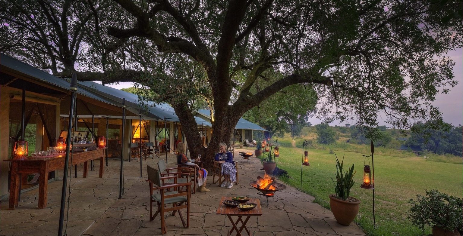 Kicheche-Mara-lounge-exterior-with-guests-1536×785 Kicheche Mara Camp